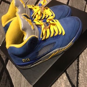 Jordan 5s Laney, for trade or buy